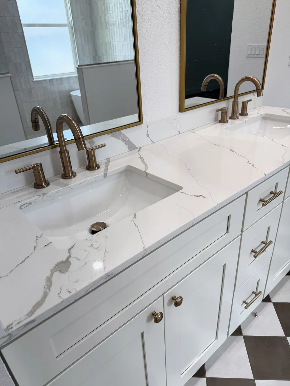 Double vanity from the side in the Pompano bathroom.